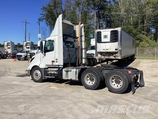 Volvo VNL Camiones tractor