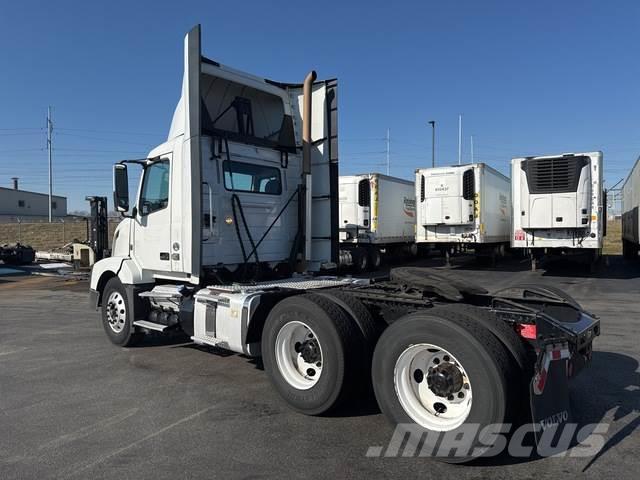 Volvo VNL Camiones tractor