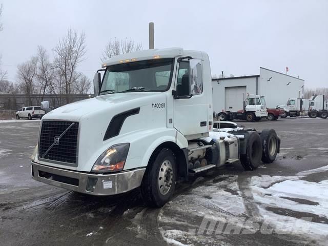 Volvo VNL Camiones tractor