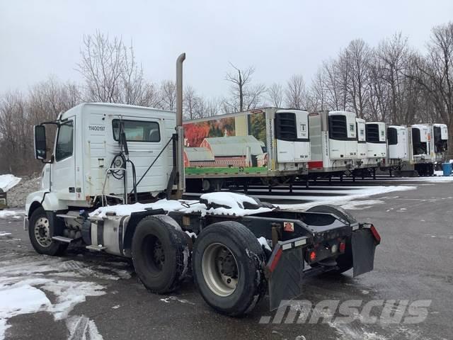 Volvo VNL Camiones tractor