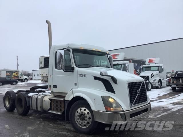 Volvo VNL Camiones tractor