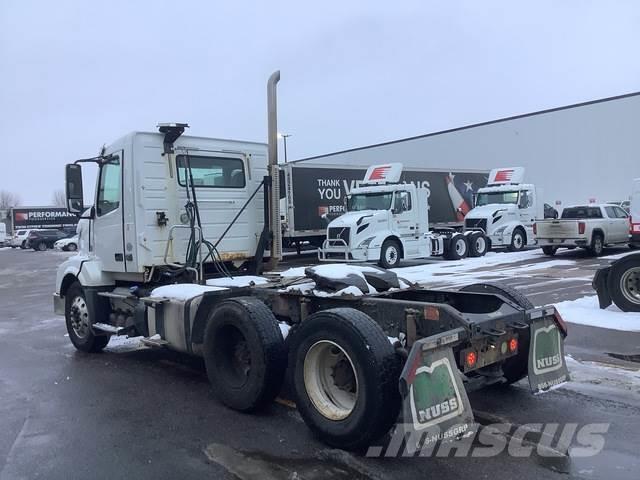 Volvo VNL Camiones tractor