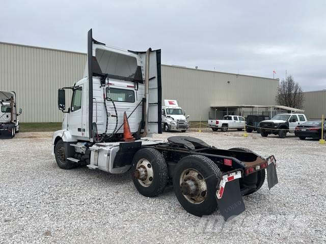 Volvo VNL Camiones tractor