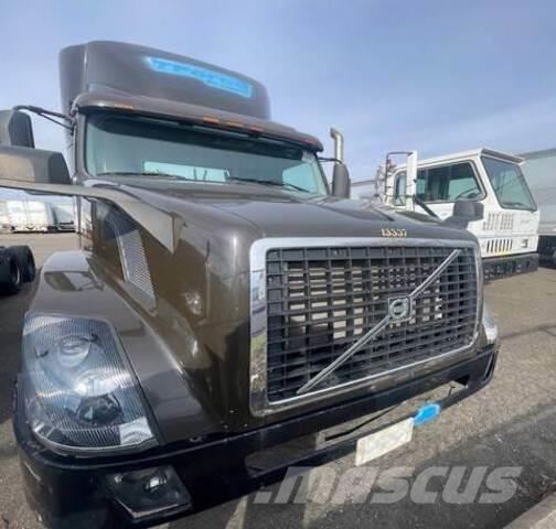 Volvo VNL Camiones tractor