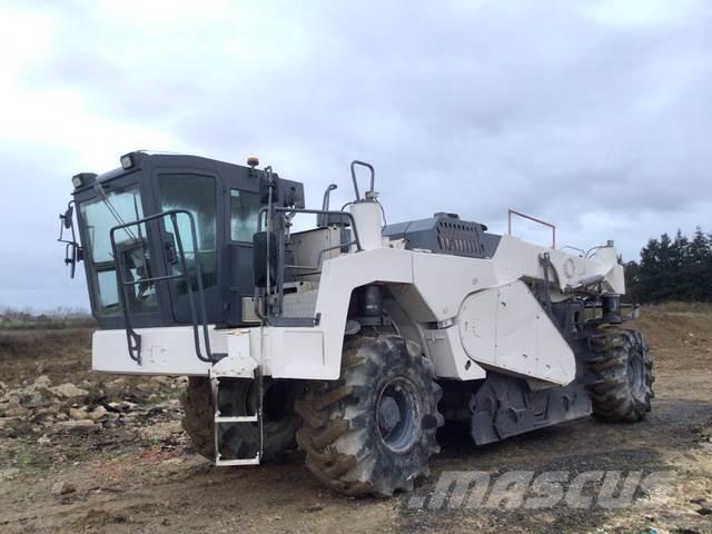 Wirtgen WR2400 Compactadoras de suelo