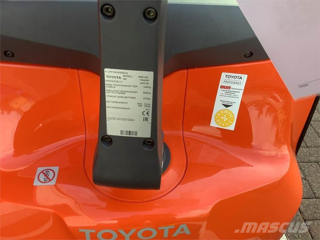 Toyota SWE145L Montacargas manual