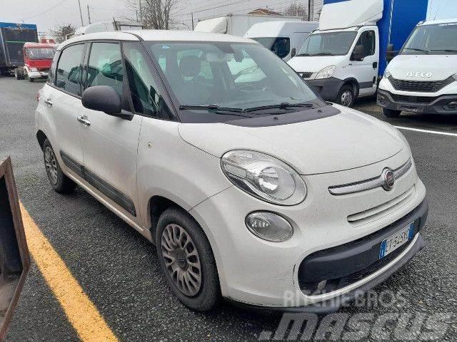 Fiat 500L Vehículos de caha cerrada