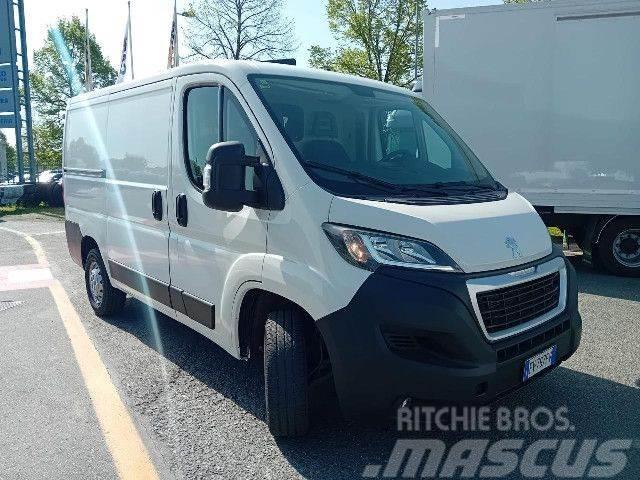 Peugeot BOXER Vehículos de caha cerrada