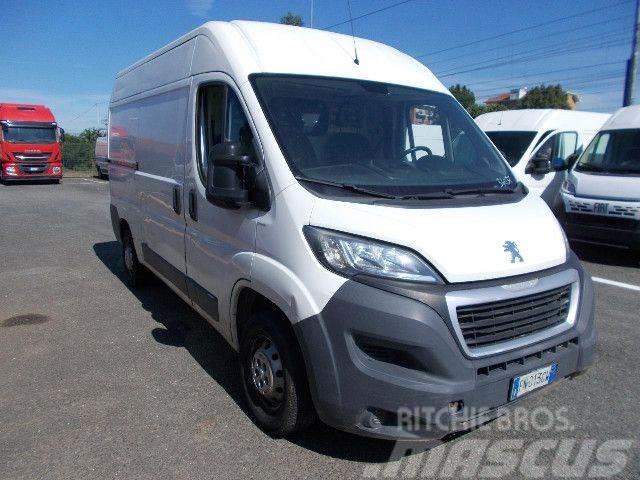 Peugeot BOXER Vehículos de caha cerrada