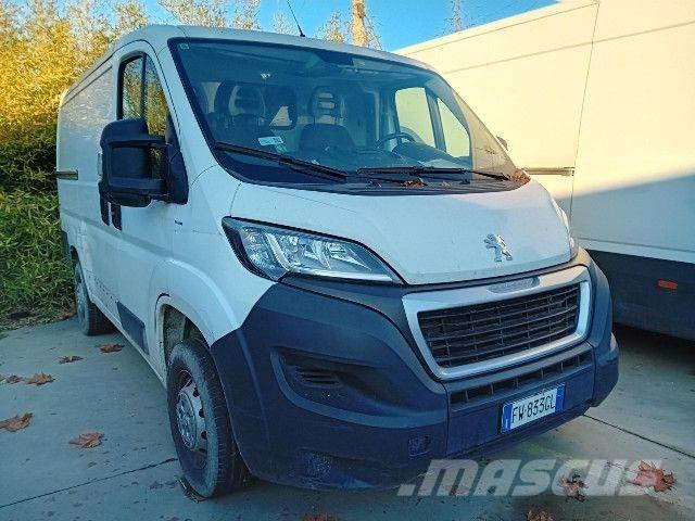 Peugeot BOXER Vehículos de caha cerrada