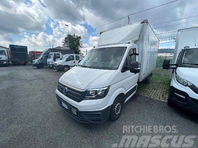 Volkswagen CRAFTER Camiones con caja de remolque