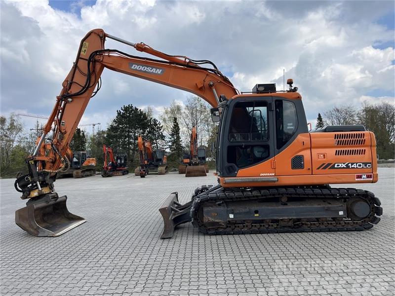 Doosan DX140LC-3 Excavadoras sobre orugas