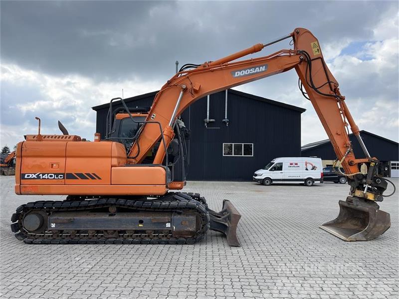 Doosan DX140LC-3 Excavadoras sobre orugas