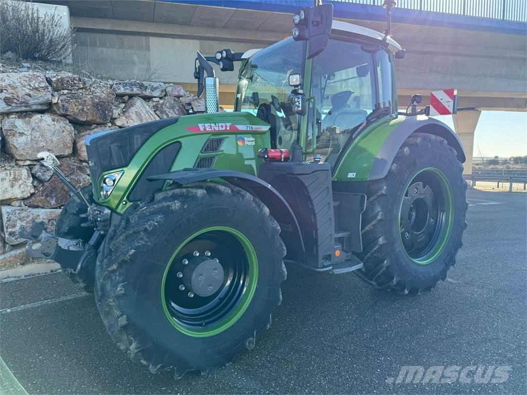 Fendt 716 Tractores