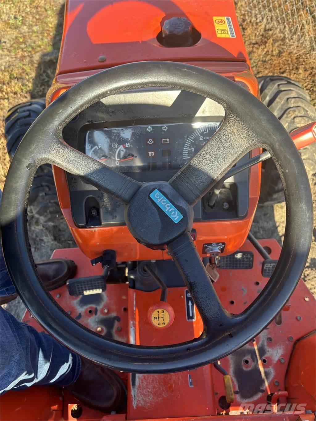 Kubota L2800 Tractores compactos