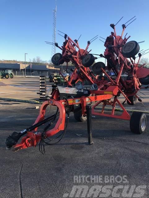 Kuhn GF8702 Rastrilladoras y rastrilladoras giratorias