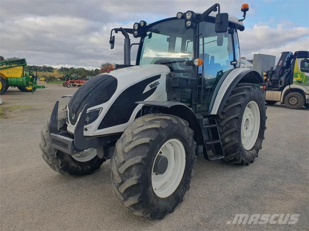 Valtra A104 Tractores