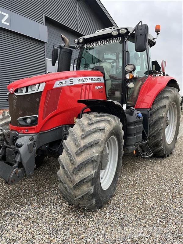 Massey Ferguson 7722S Dyna-VT Efficient Med RTK & Fieldstar termin Tractores