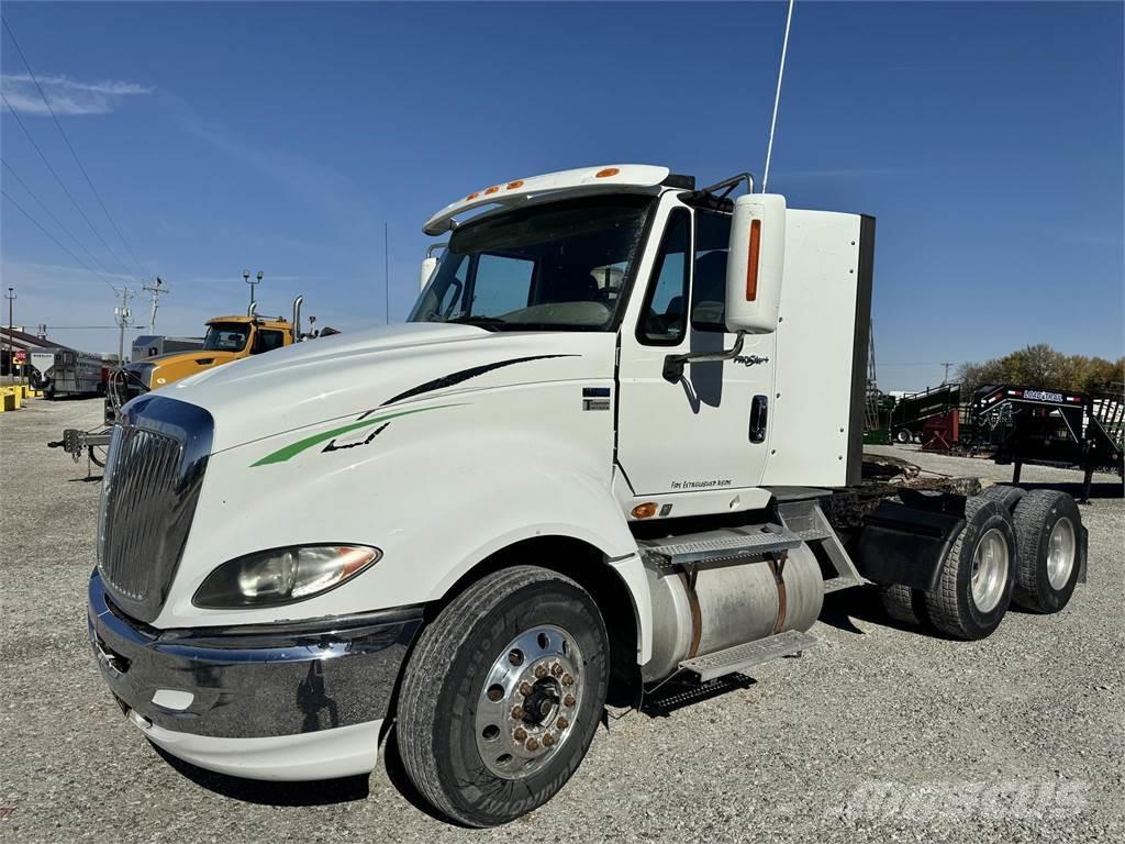 International PROSTAR Camiones tractor