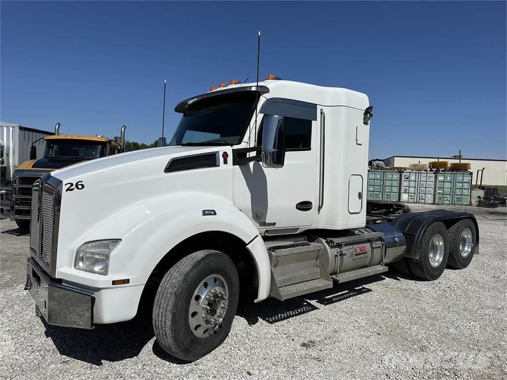 Kenworth T880 Camiones tractor