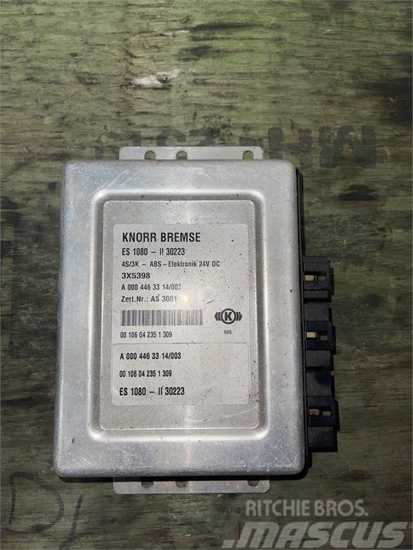 Mercedes-Benz MERCEDES ECU ABS A0004463314 Componentes electrónicos