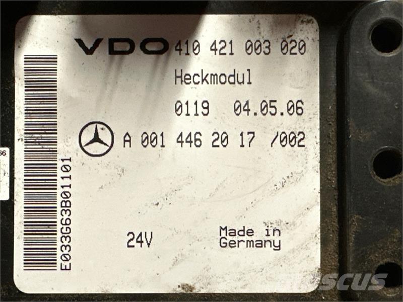 Mercedes-Benz MERCEDES ECU MODULE A0014462017 Componentes electrónicos