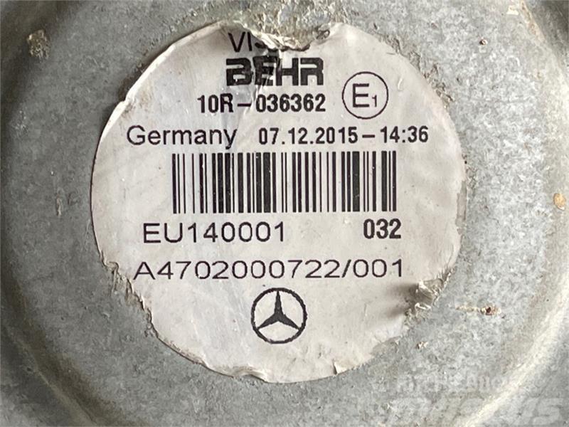 Mercedes-Benz MERCEDES VISKOS FAN A4702000722 Radiadores