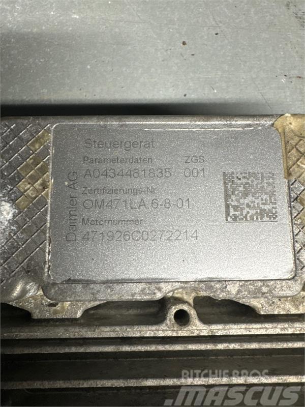 Mercedes-Benz MERCEDES ECU MCM2 A0014466235 Componentes electrónicos