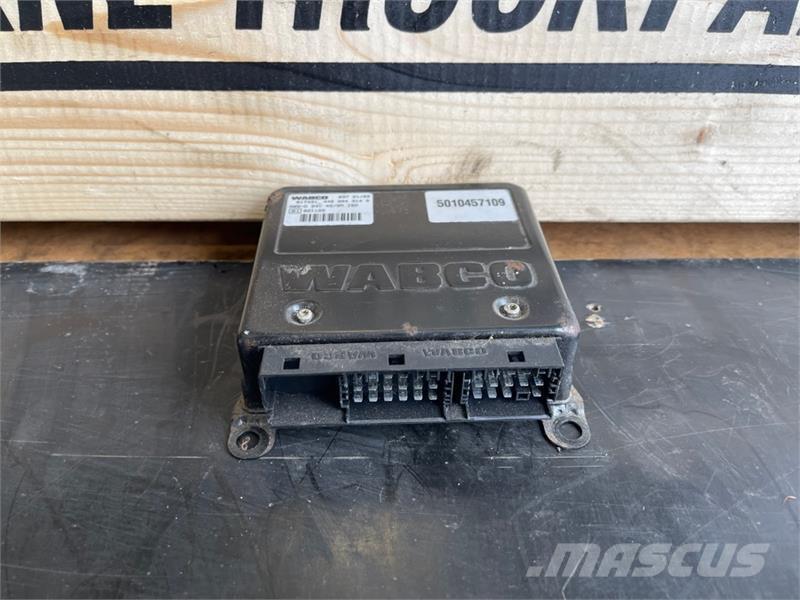 Renault  ECU 5010457109 Componentes electrónicos