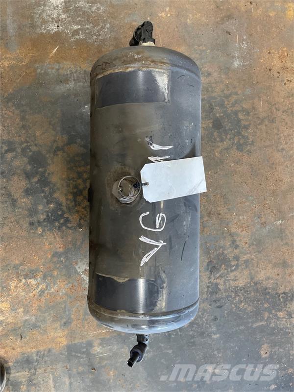 Scania  Compressed air tank 15 L / 1360401 Chasís