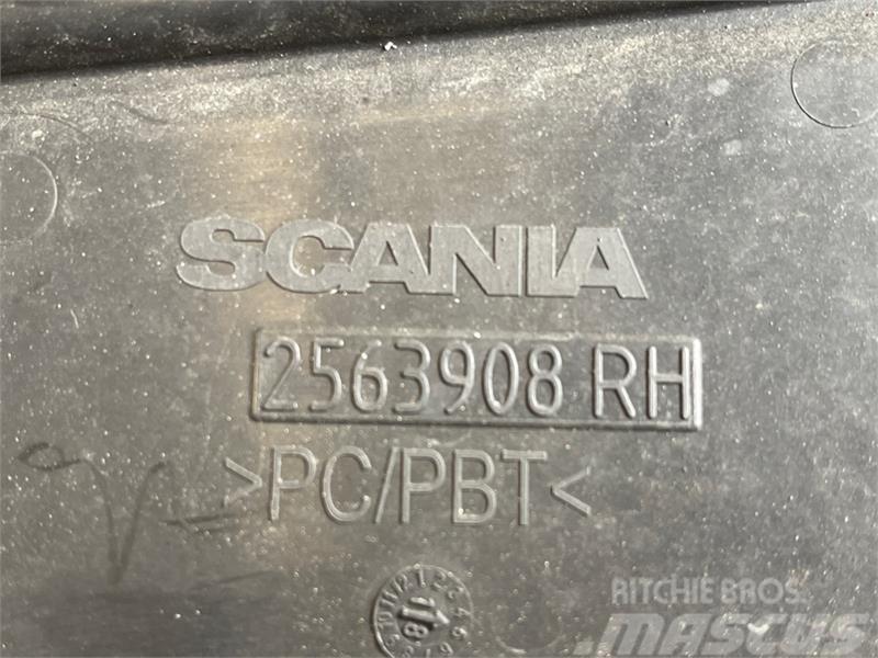 Scania  COVER 2563908 Chasís