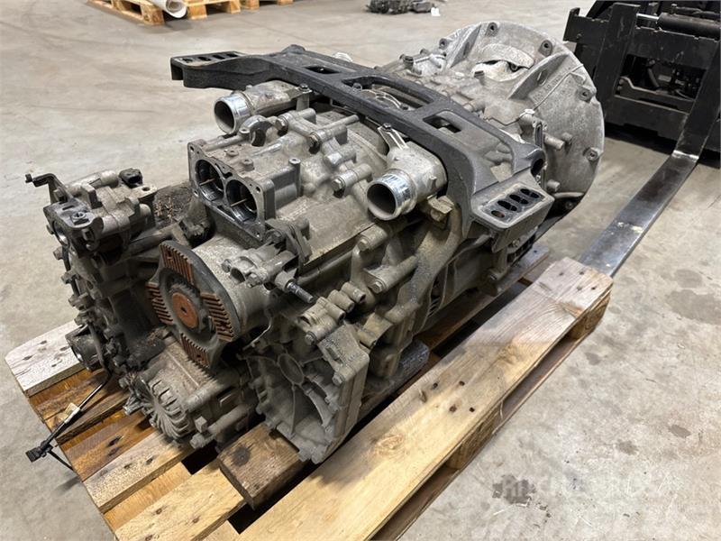 Scania  GEARBOX G33CM1 TMS3 RETRADER Cajas de cambios