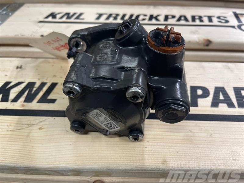 Scania  HYDRAULIC PUMP 2441203 Otros componentes