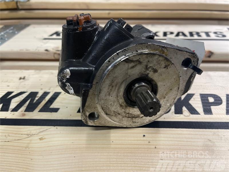 Scania  HYDRAULIC PUMP 2441203 Otros componentes