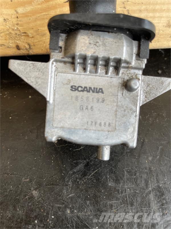 Scania  LEVER 1858199 Otros componentes