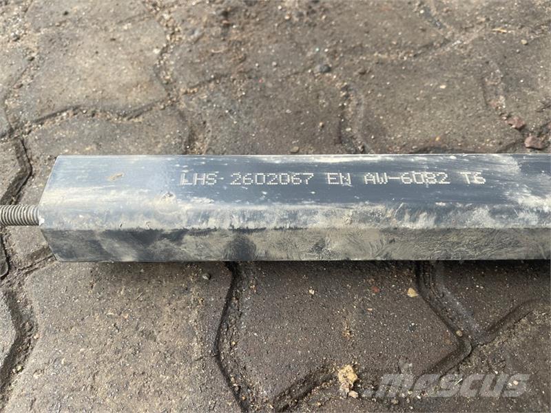 Scania  MUDGUARD BRACKET 2602067 Frenos