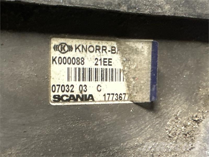 Scania  PRESSURE CONTROL MODULE EBS VALVE 1773677 Radiadores