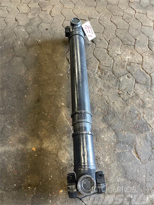 Scania  PROPSHAFT P500 1758537 Otros componentes