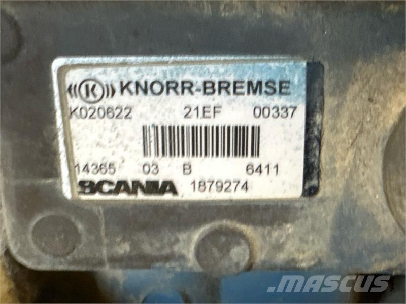 Scania  TRAILER CONTROL MODULE 1879274 Radiadores