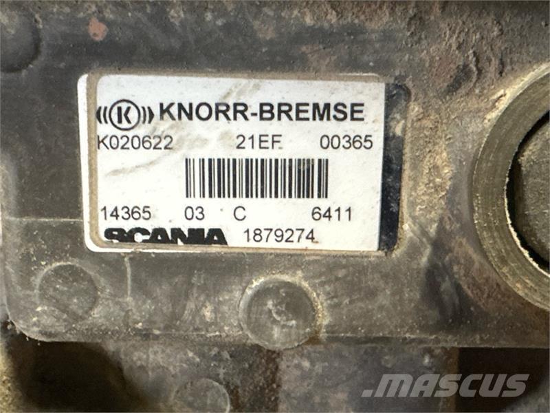 Scania  TRAILER CONTROL MODULE 1879274 Radiadores