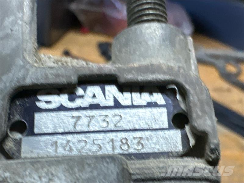 Scania  VALVE 1425183 Radiadores