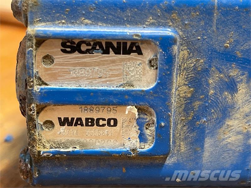 Scania  VALVE 1889795 Radiadores