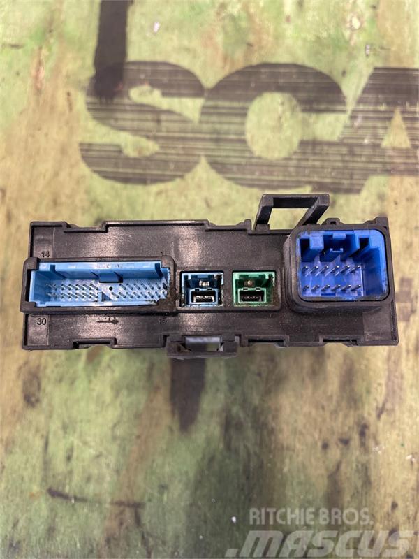 Volvo 22103860 Control unit Otros componentes