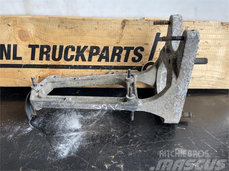 Volvo  BRACKET 21658350 Frenos