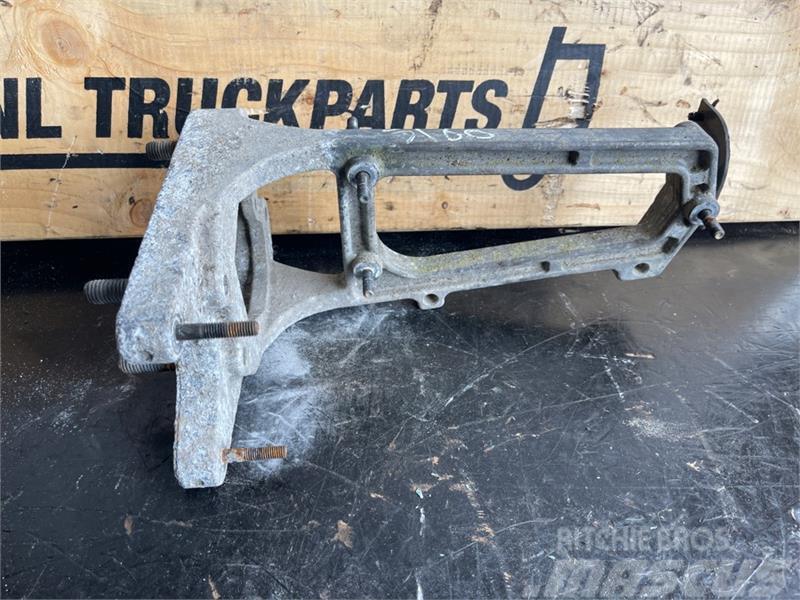 Volvo  BRACKET 21658350 Frenos