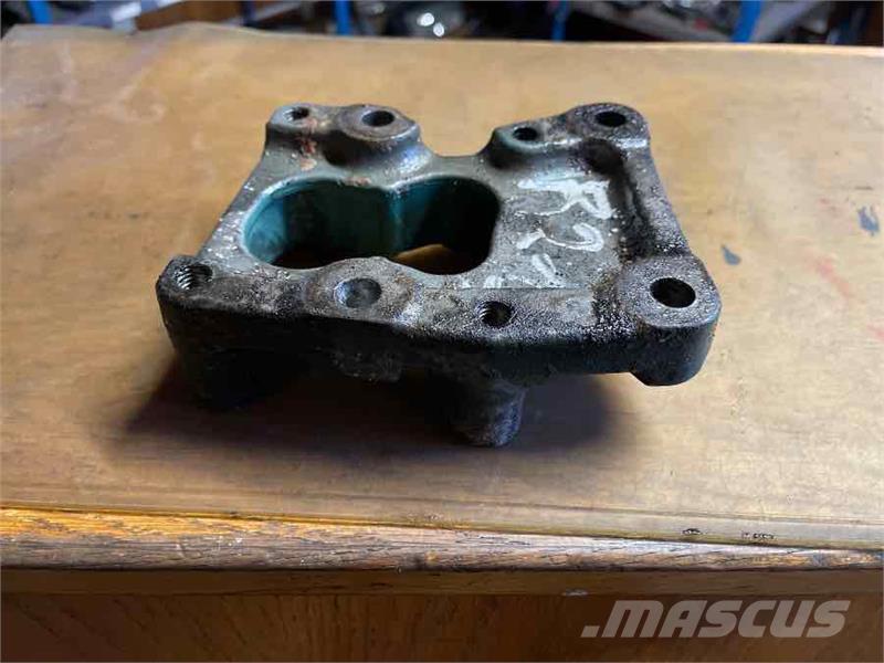 Volvo  BRACKET 21965630 Frenos