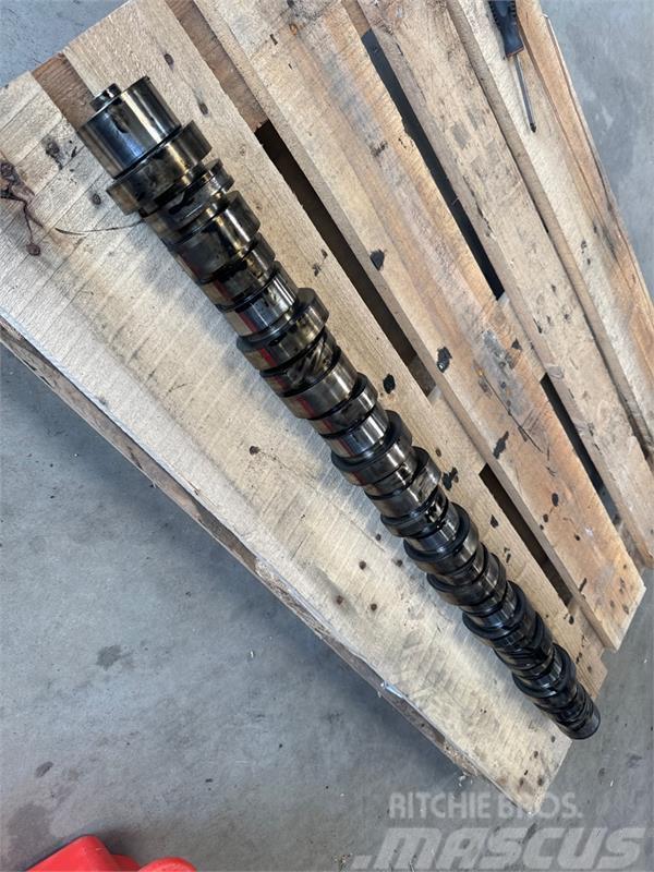 Volvo  CAMSHAFT 22145979 Motores