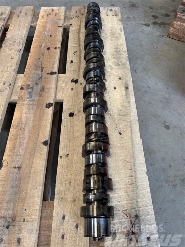 Volvo  CAMSHAFT 22145979 Motores