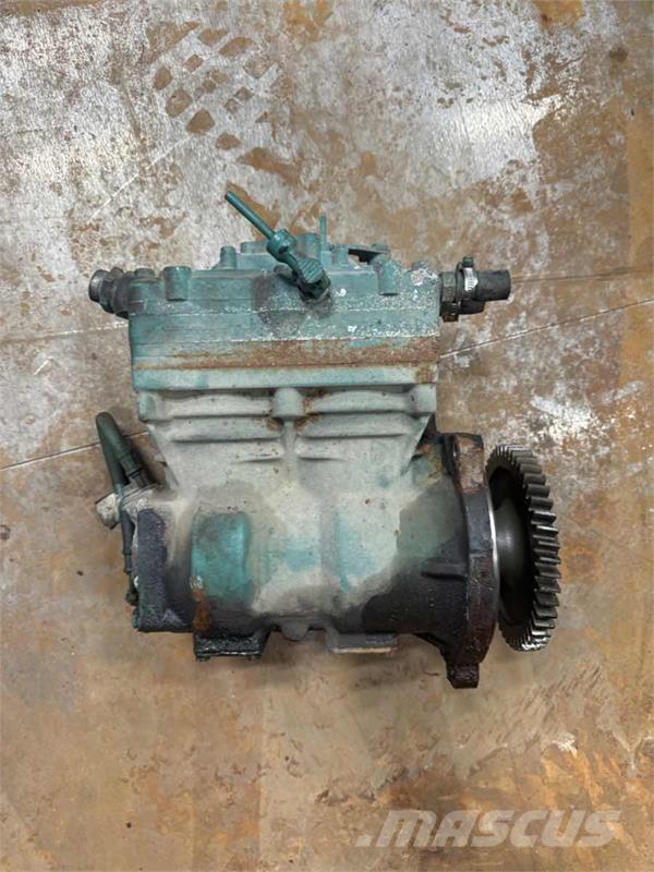 Volvo  COMPRESSOR 22083113 Motores