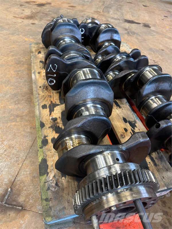 Volvo  CRANKSHAFT 8131247 Motores